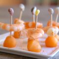 Brochettes de melon et crevettes au piment d'Espelette