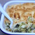 Crumble de courgettes à la poudre d'amandes et à la féta