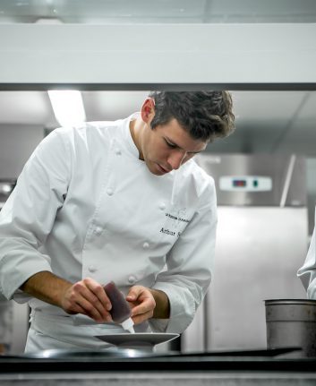 Arthur Fèvre - Le Pressoir d'Argent - Gordon Ramsay (c) Julien FAURE
