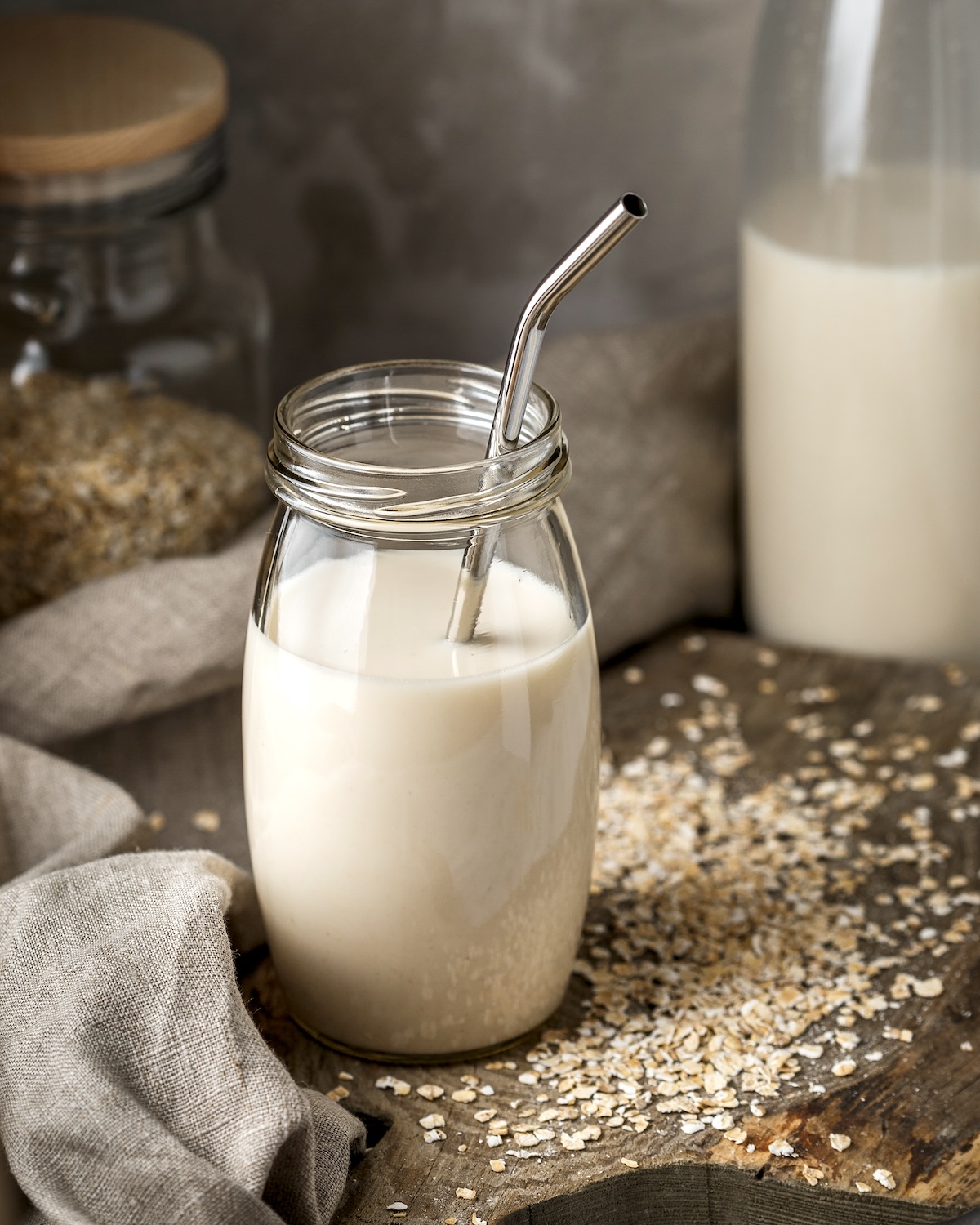 Lait d’avoine, boisson végétale douce et crémeuse