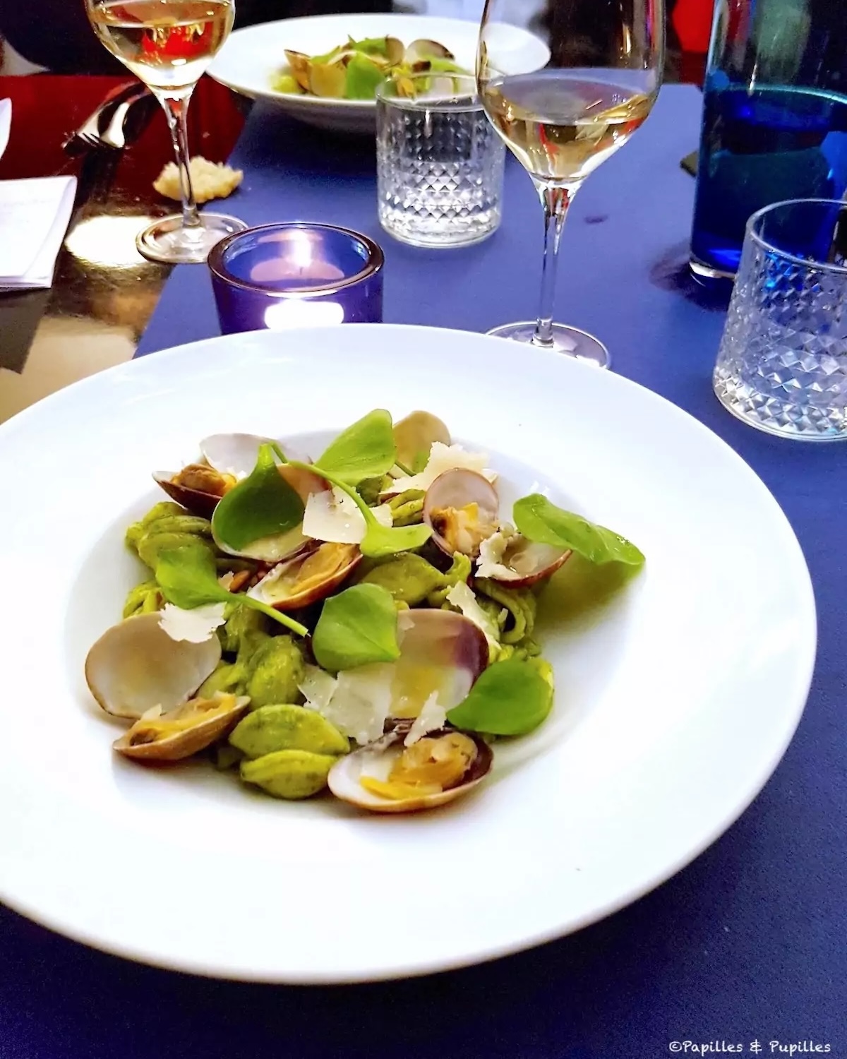 Pâtes (Orecchiette) aux palourdes et au pesto