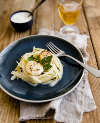 Fondue d'endives, noix de Saint Jacques et cidre