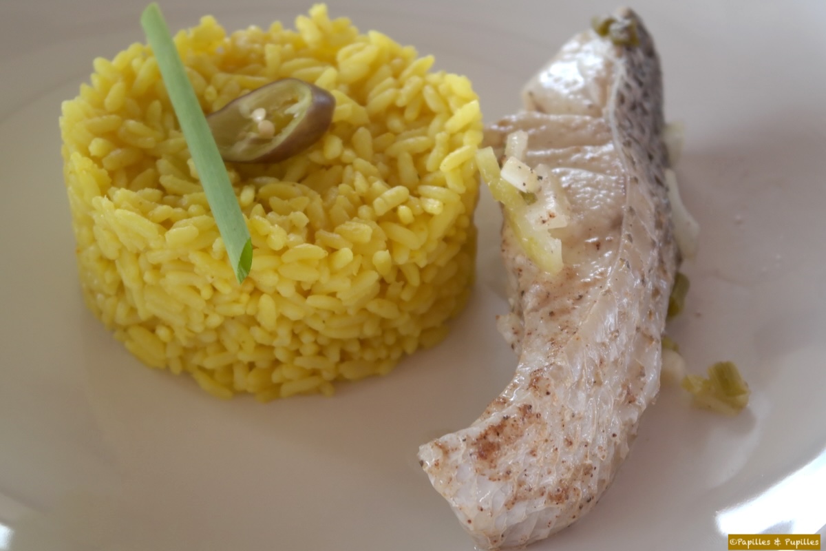 Riz au Colombo et daurade pochée