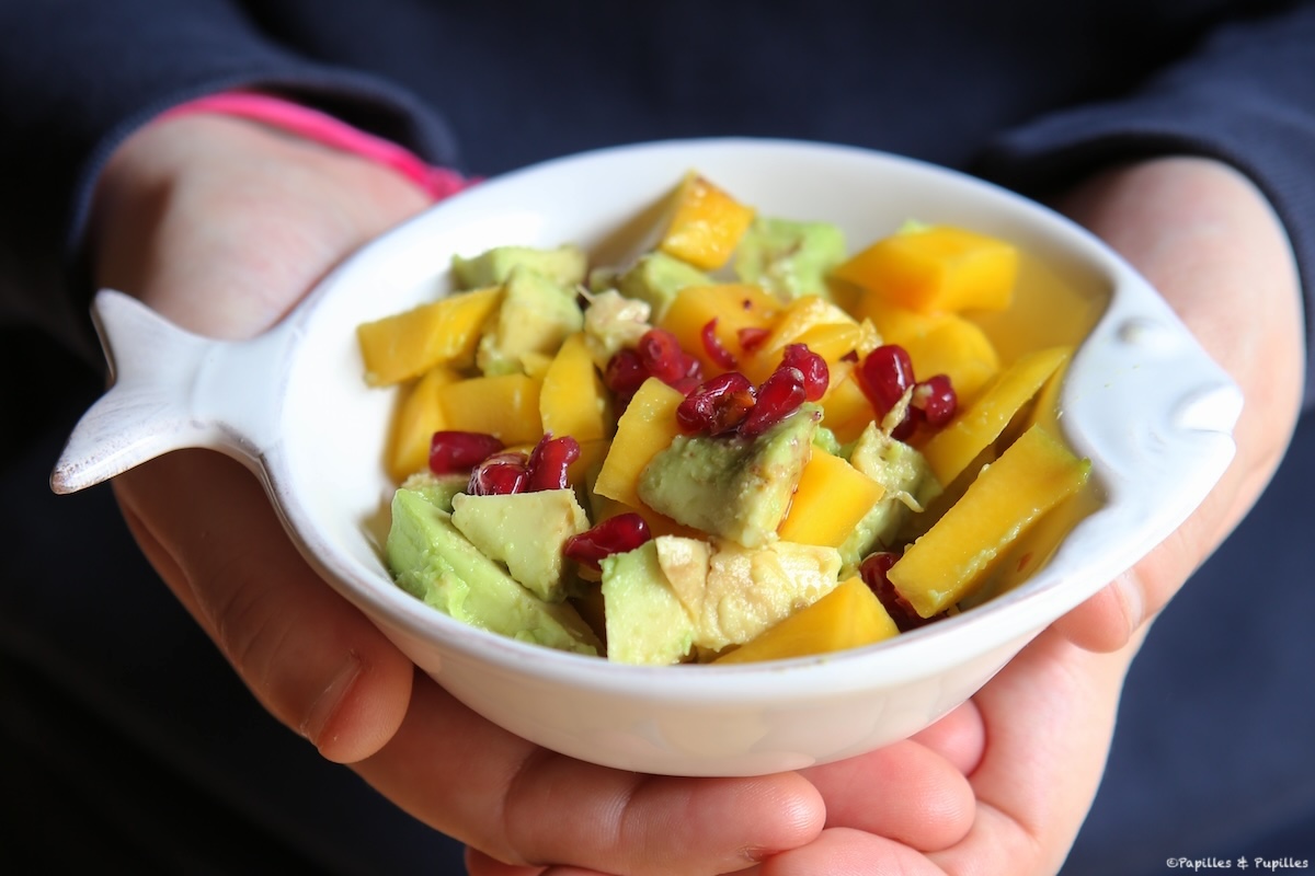 Salade à l’avocat, à la mangue et aux graines de grenade