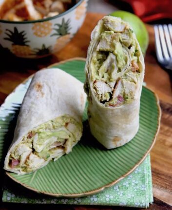 Wraps au poulet, à l'avocat et au citron vert