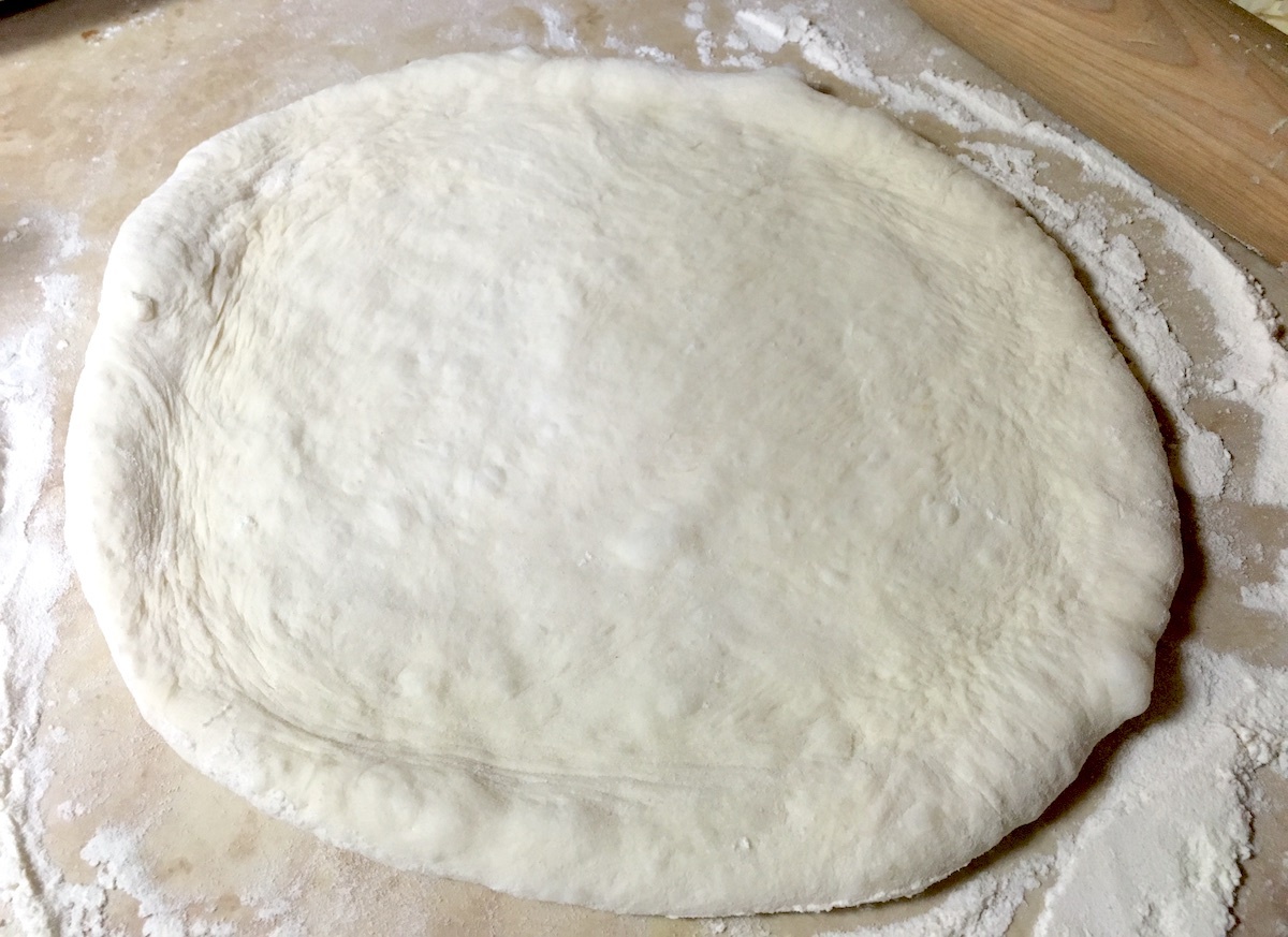 On étale la pâte à pizza ©Chris Campbell CC BY-NC 2.0