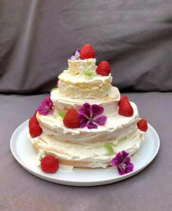 Gateau nude aux fraises