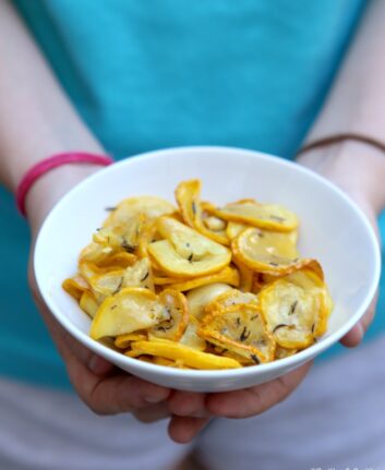 Courgettes sautées à l'ail, au thym et au citron