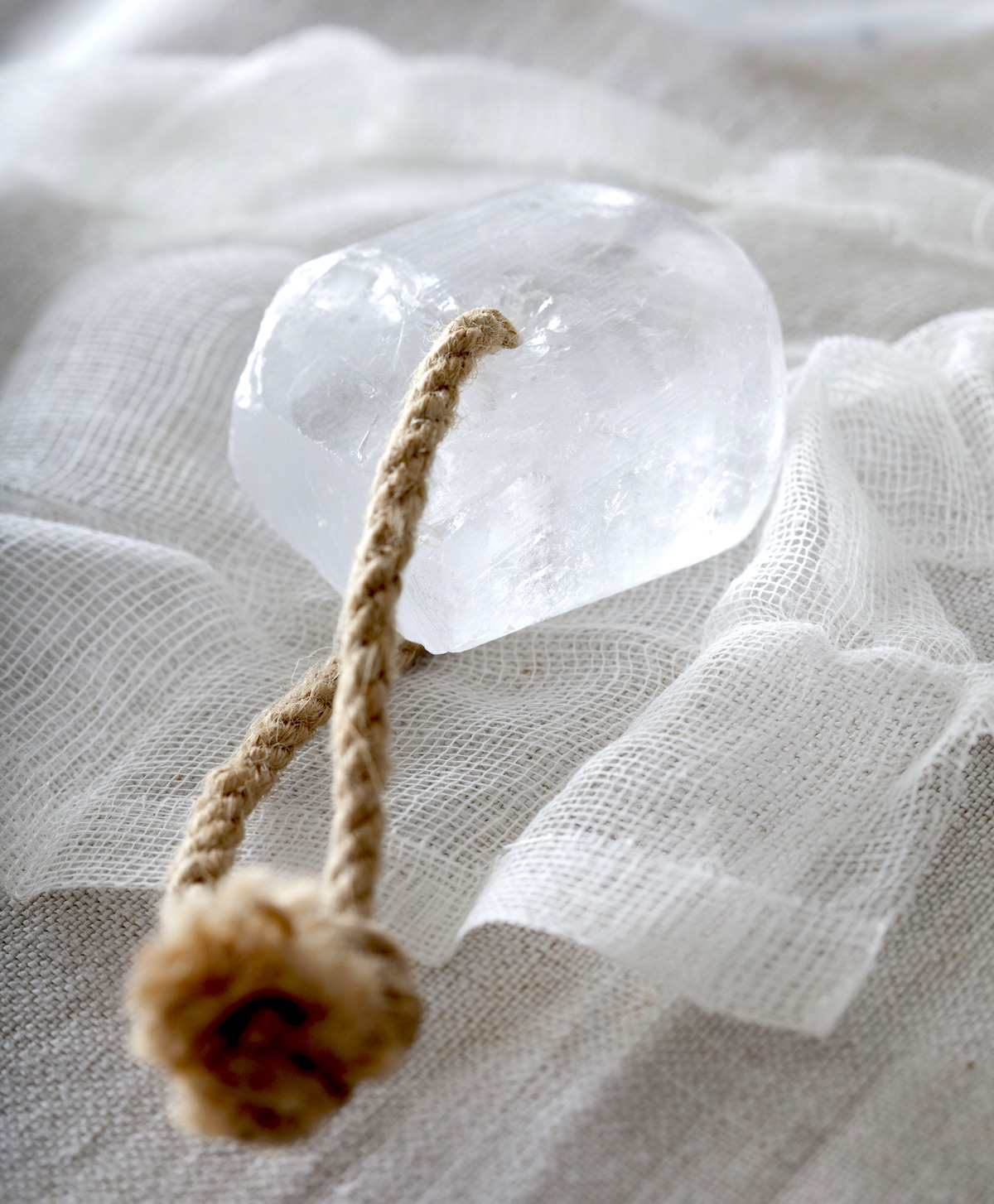 Pierre d'alun ©Image Point Fr shutterstock