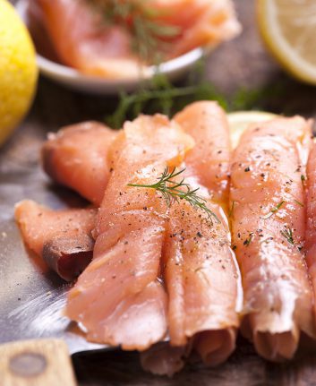 Saumon fumé ©Fabio Balbi. shutterstock