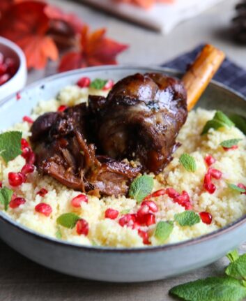 Souris d'agneau confites au miel et aux épices
