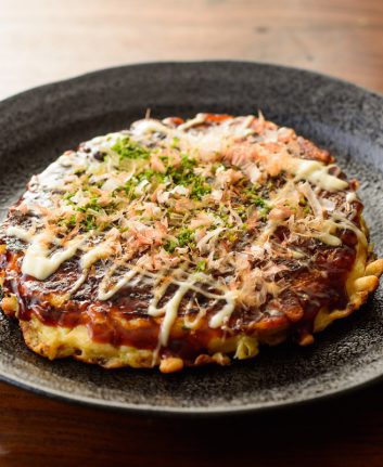 Okonomiyaki © K321 shutterstock