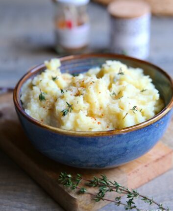 Purée de pommes de terre au céleri et au thym