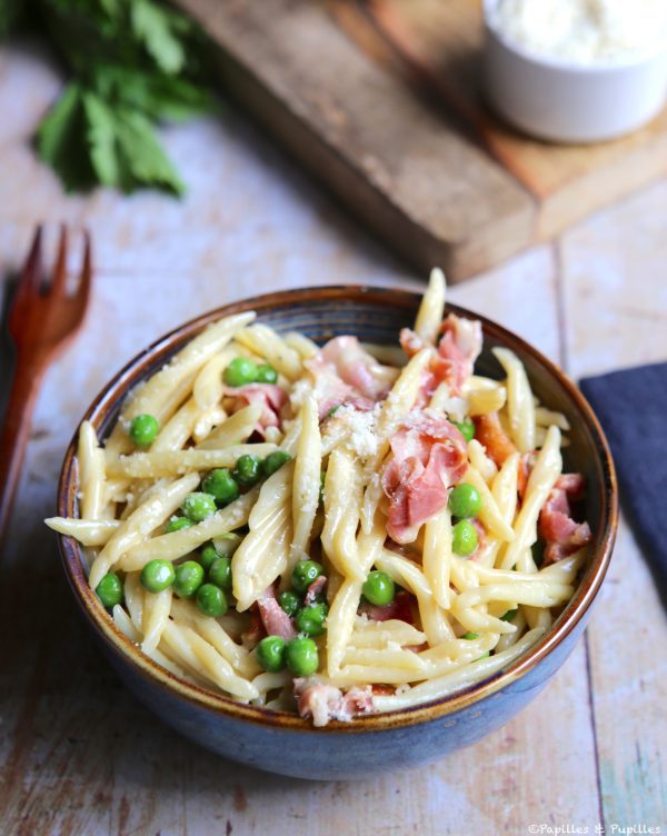 Pâtes aux petits pois et à la pancetta
