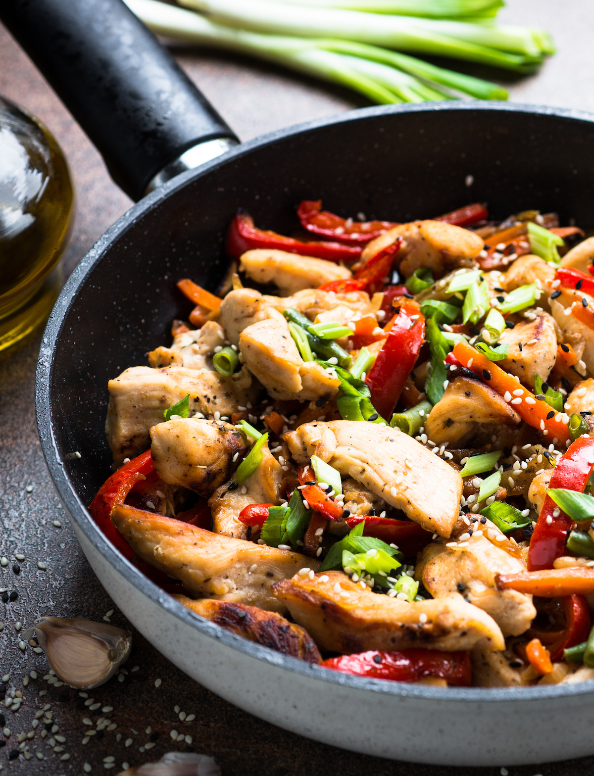 Poulet au piment citronnelle et curcuma ©nadianb shutterstock