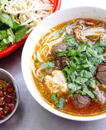 Bun Bo Hué ©Joel Whalton shutterstock