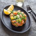 Ceviche saumon avocat - Nikkei Food ©Larisa Blinova shutterstock