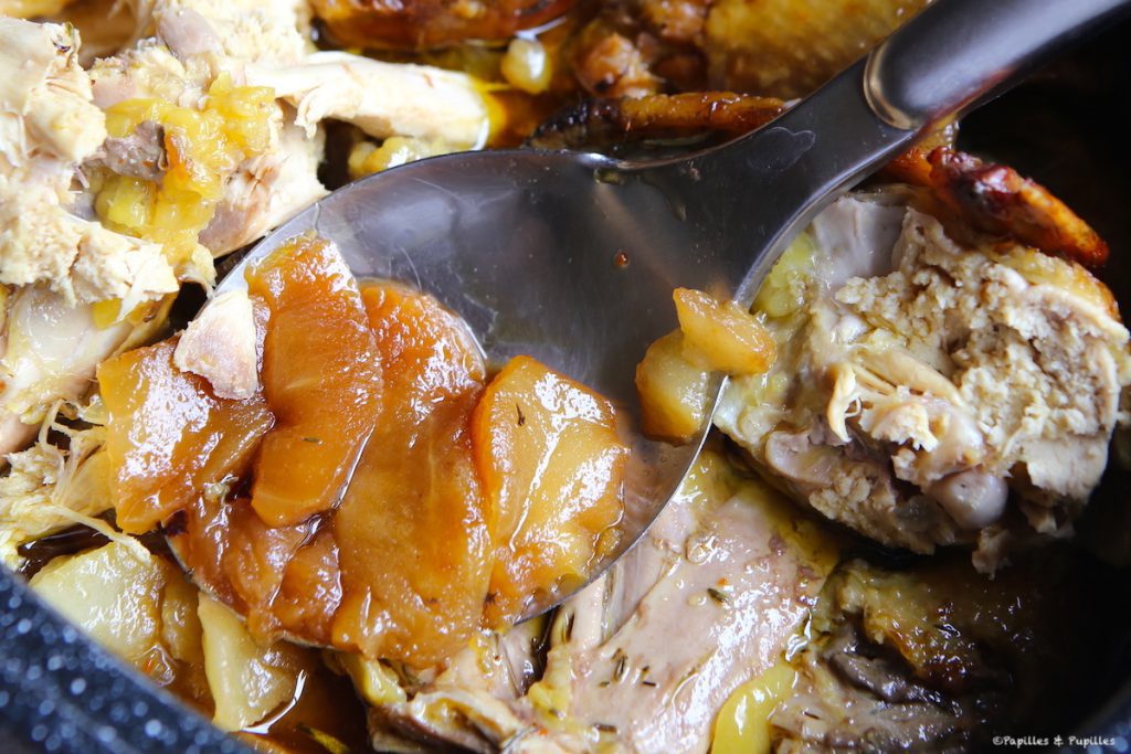 Pintade rôtie aux pommes, en cocotte, au four