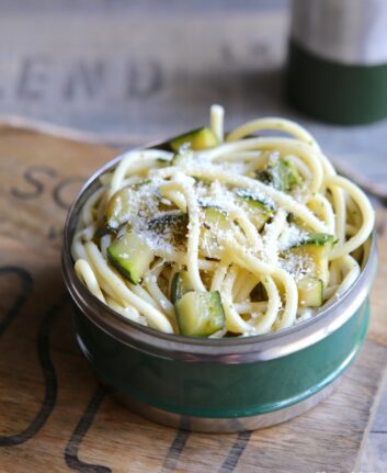 Pâtes aux courgettes et au parmesan