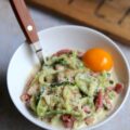 Spaghetti de courgettes à la carbonara