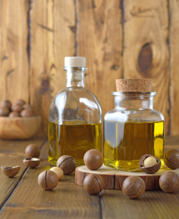 Huile de noix de macadamia ©Olyina V shutterstock