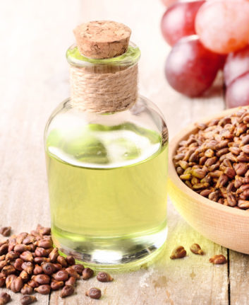 Huile de pépins de raisins ©AmyLv shutterstock