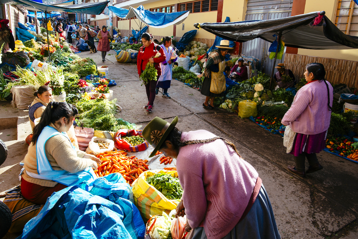 Marché d'Urubamba ©Joerg Steber shutterstock