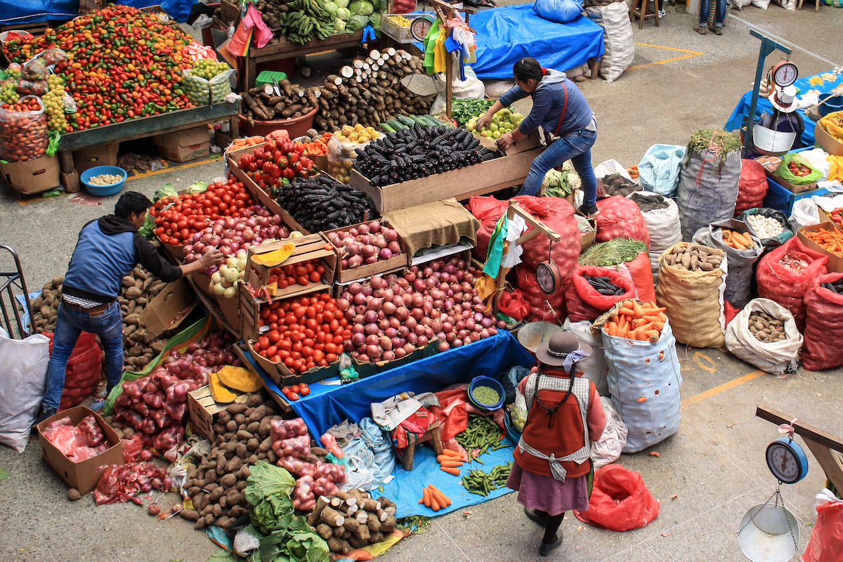 Marché d'Urubamba ©Lindsay Jubeck shutterstock
