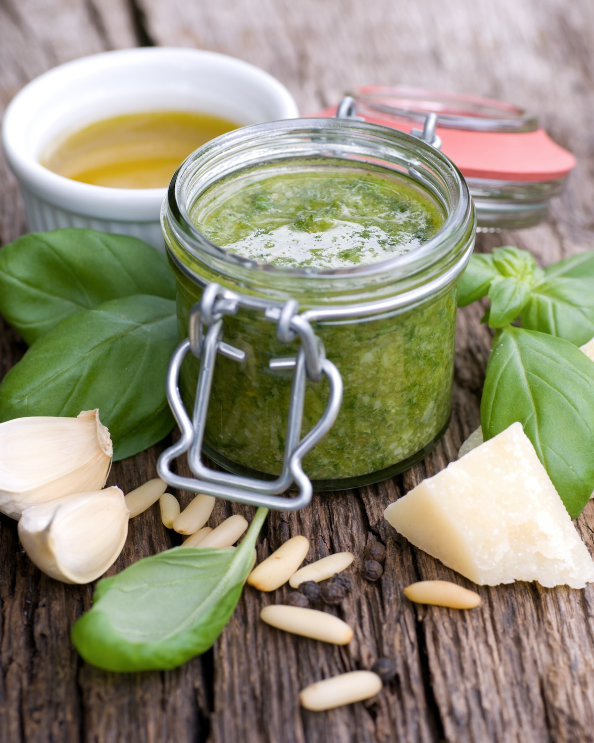 Pesto © Christian Jung shutterstock