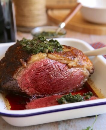 Picanha de bœuf Angus au four, sauce verte