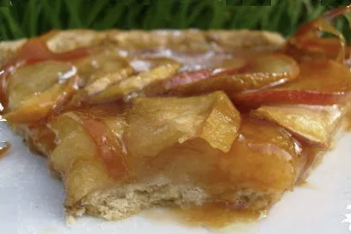 Tarte aux pommes coings et caramel