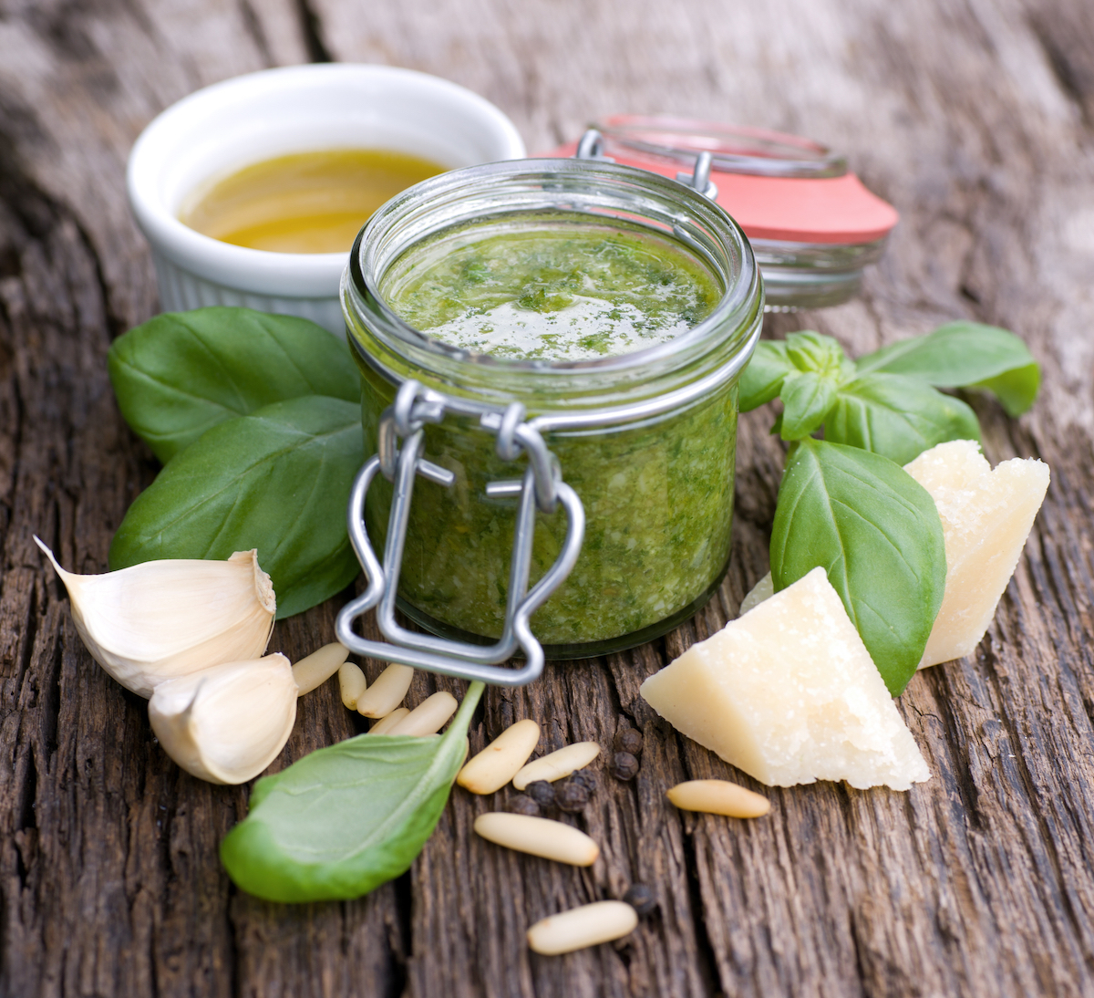 Pesto © Christian Jung shutterstock