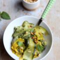Courgettes aux herbes fraîches, citron confit et pignons