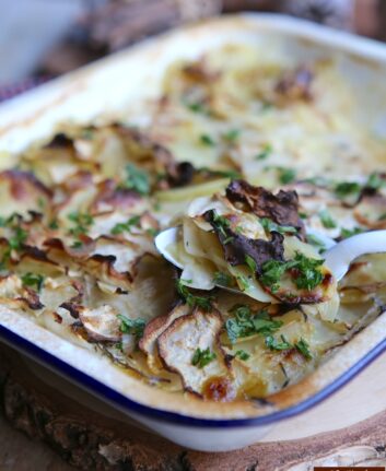 Pommes de terre et céleri, façon boulangère