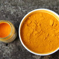 Curcuma de luxe et curcuma standard