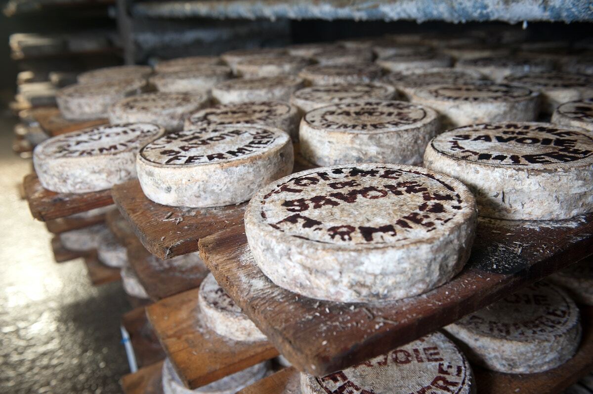 Tomme de Savoie ©agence-producteurs-locaux-damien-kuhn-unsplash