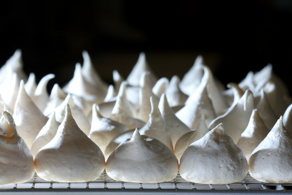 Meringues ©James Laing CC BY-NC-ND 2.0