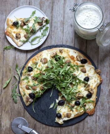 Pizza blanche aux champignons