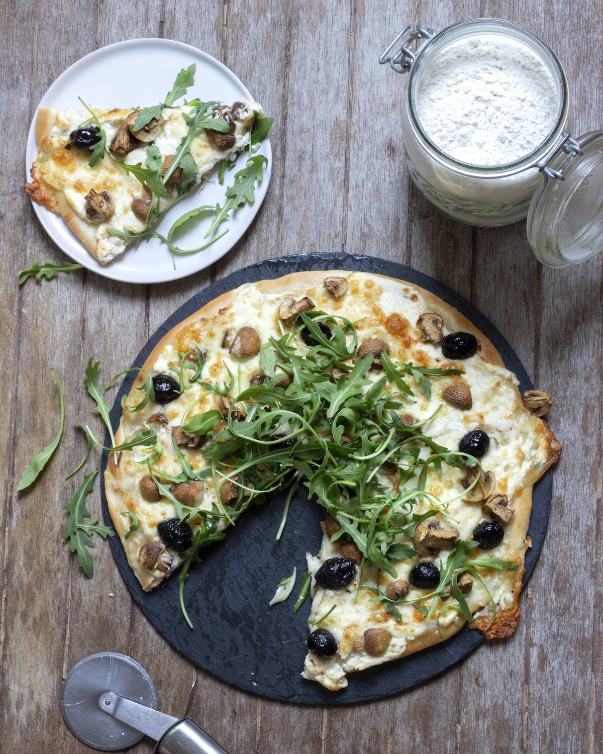 Pizza blanche aux champignons