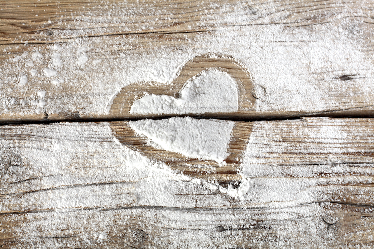 Coeur en farine ©S_Photo shutterstock