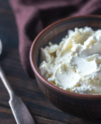 Mascarpone ©Alexander Prokopenko shutterstock
