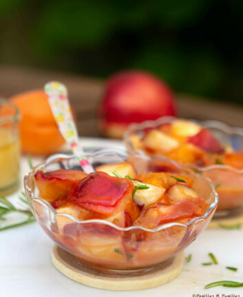 Salade abricot nectarine miel romarin