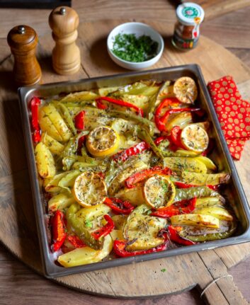 Pommes de terre au citron, aux herbes et aux poivrons