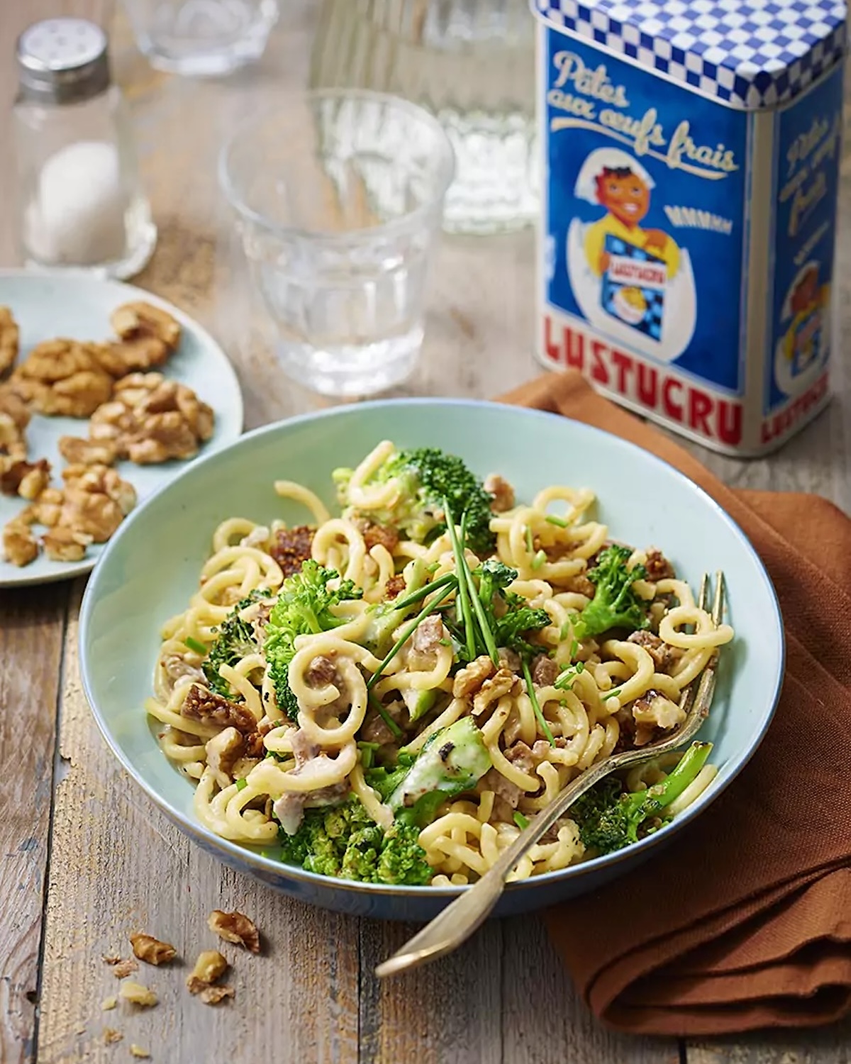 Pâtes au fromage de chèvre, figues et brocolis