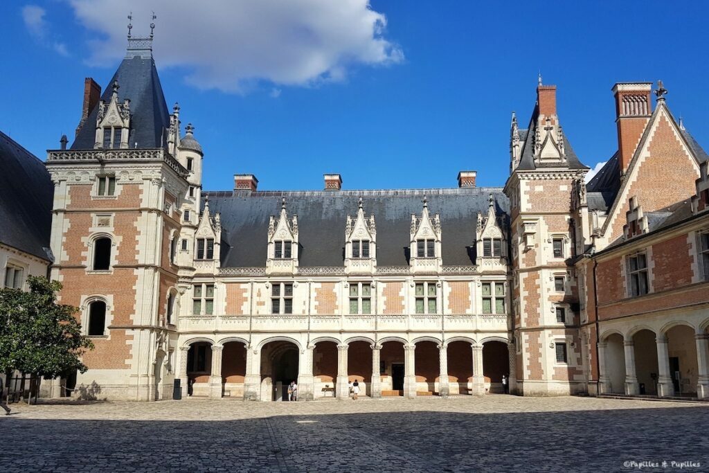 Château royal de Blois - Cour intérieure
