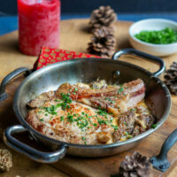 Côtes de veau à la crème et aux morilles