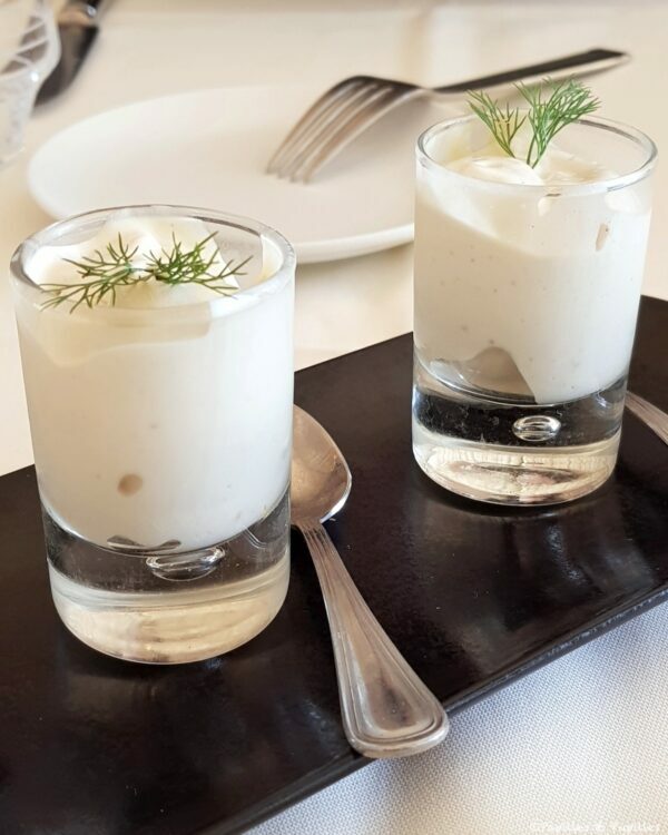 Mise en bouche crème de foie gras et miel