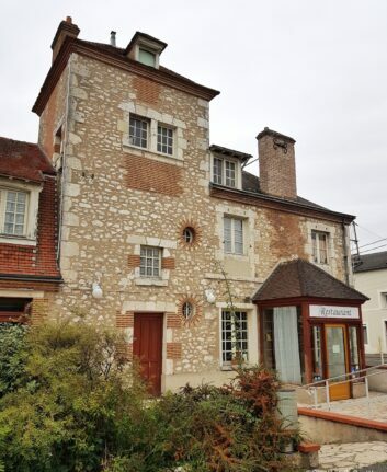 Restaurant La Grande Tour - Saint Ay