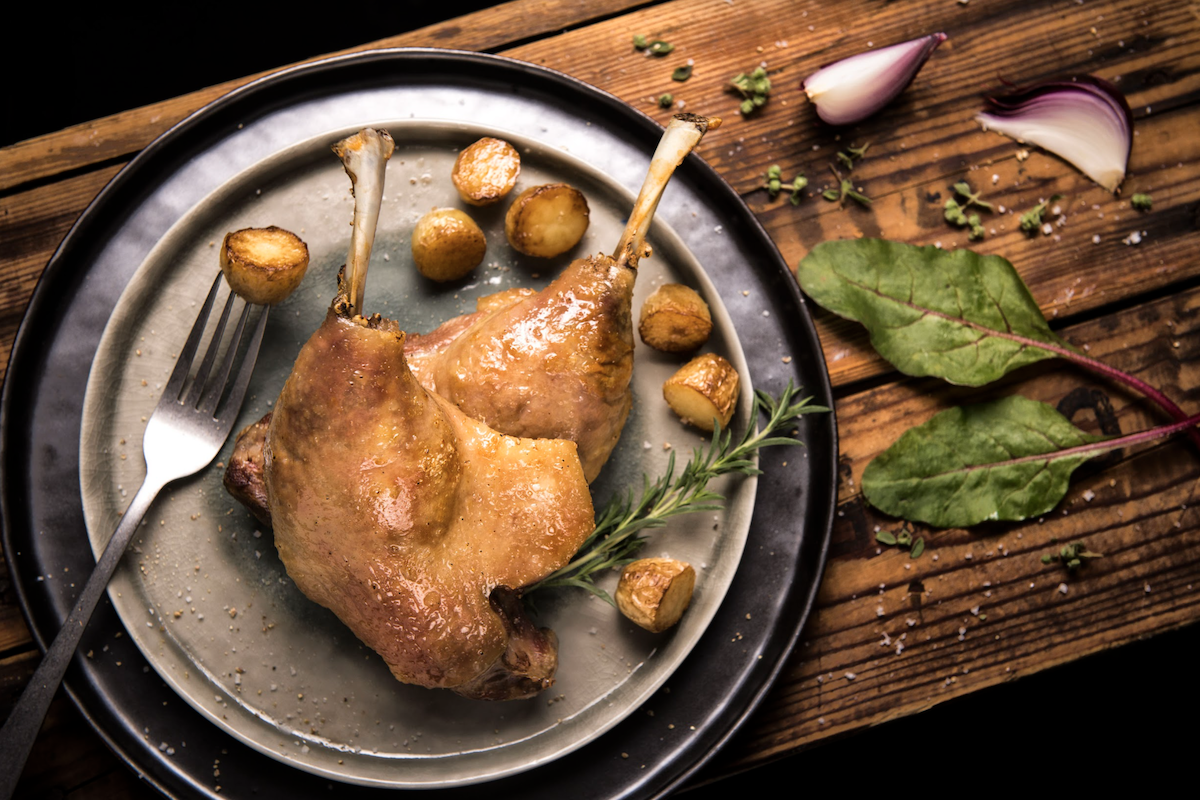 Cuisses de confit de canard ©Ernest Soulard