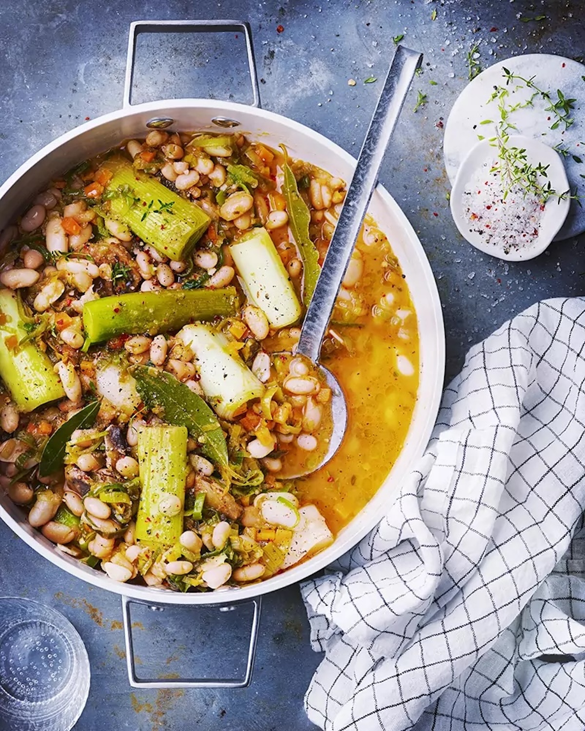 Cocotte de poireaux et haricots blancs